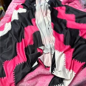 Stylish Pink and Black Women's throw over